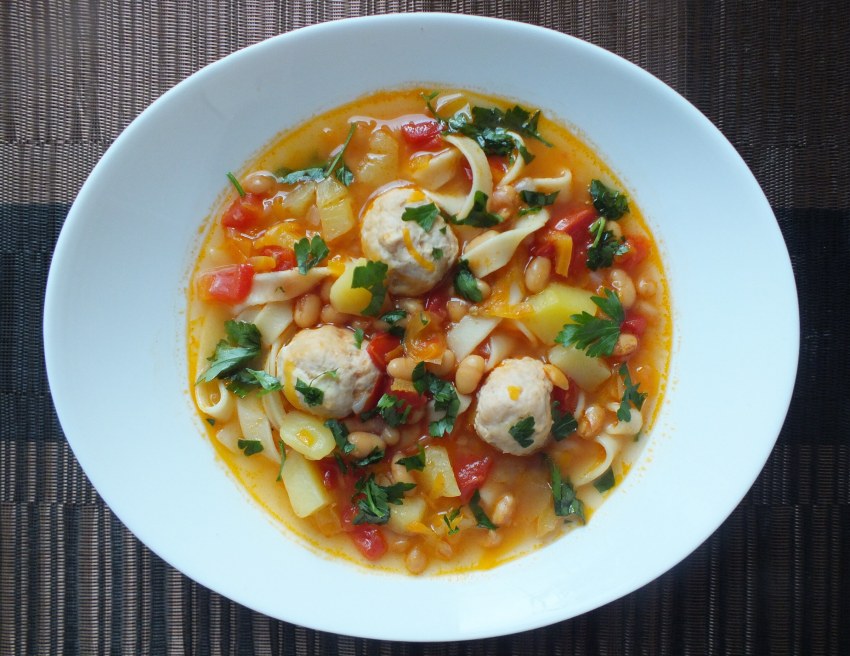 Суп с лапшой и картошкой