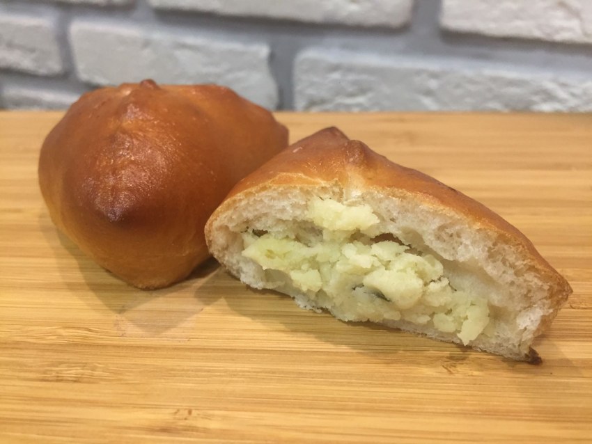 Пирог с цельной рыбой