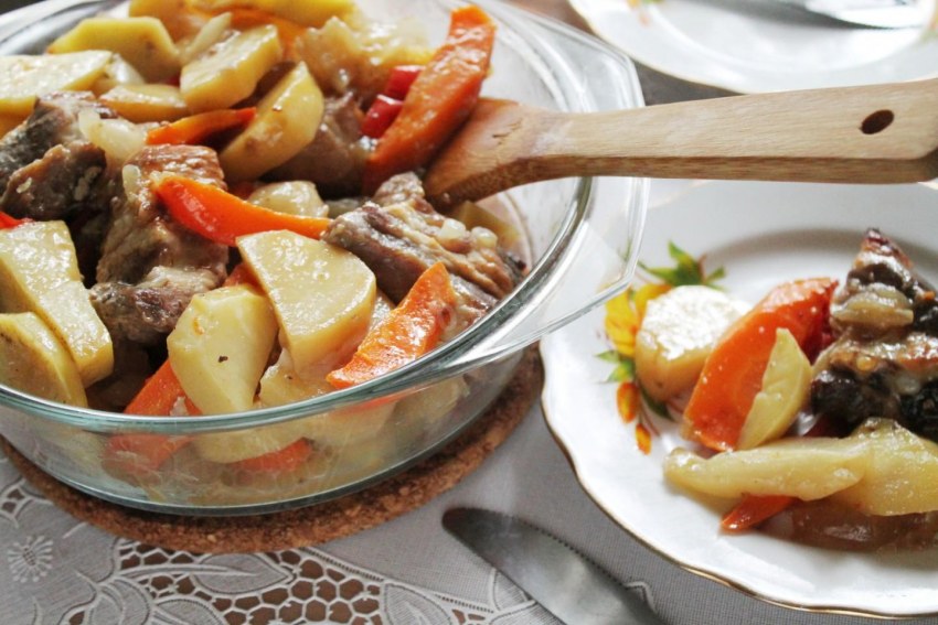 Мясо запеченное с овощами