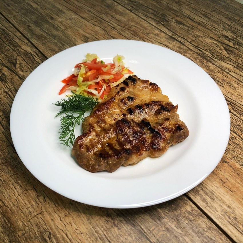 Стейк с картошкой
