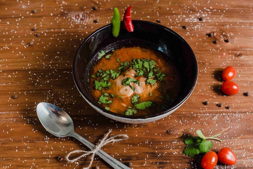 Лобио в горшочке с орехами