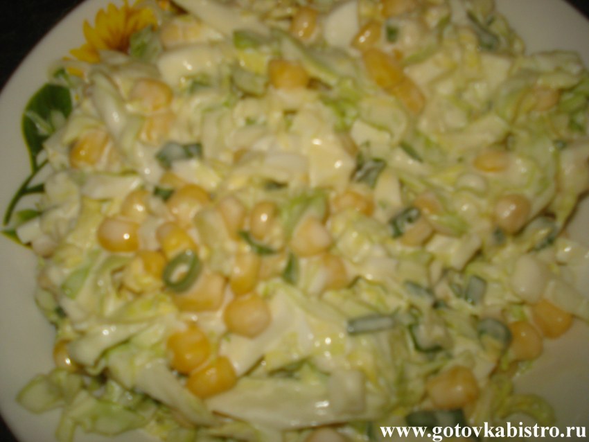 Салат с ананасом и кукурузой