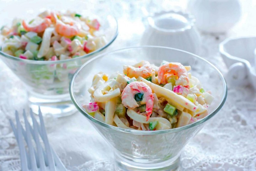 Салат морской Бриз с кальмарами