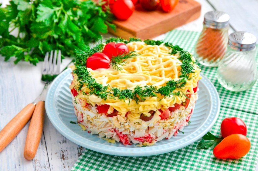 Салат Снежная Королева с крабовыми