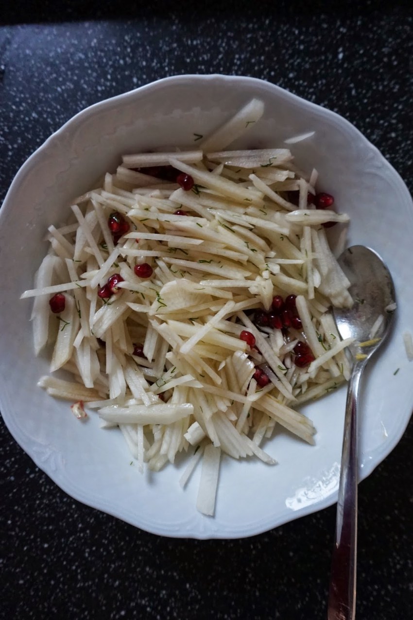 Вкусный салат из редьки