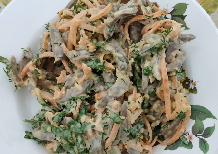 Салат из куриных сердец