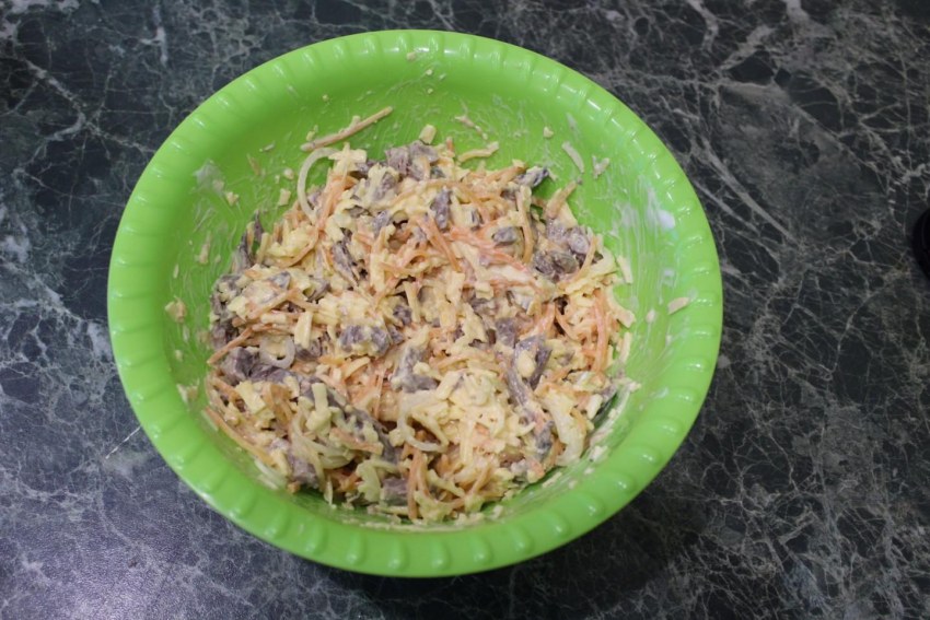 Салат с редькой дайкон и мясом