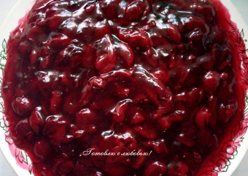 Красивые пироги с клубникой