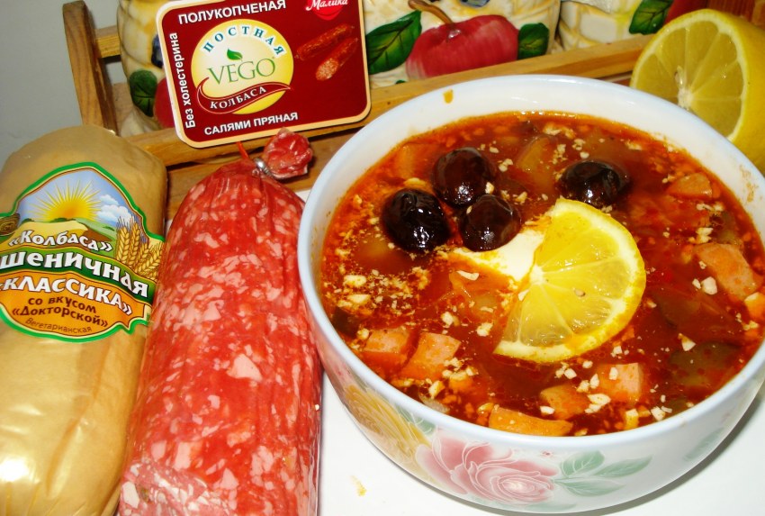 Гороховый суп с рулькой