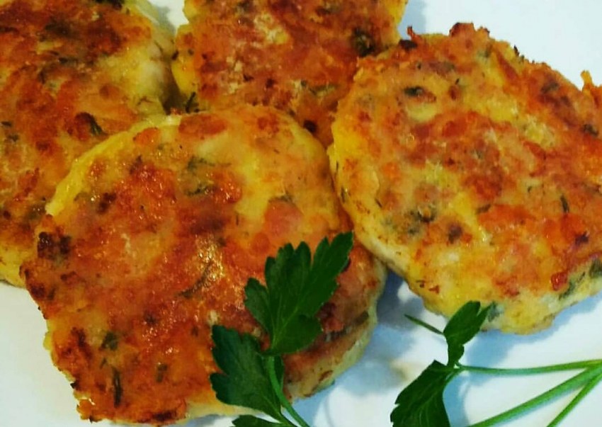 Котлеты куриные рубленые с адыгейским сыром