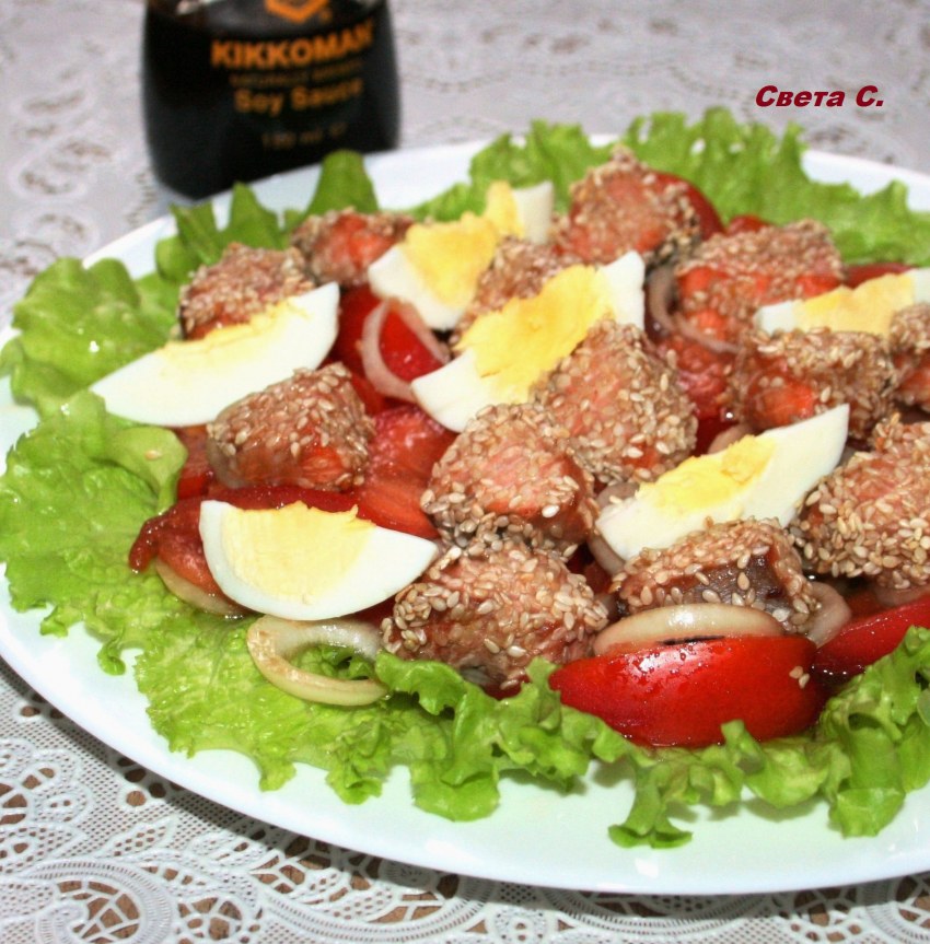 Руккола с манго и черри