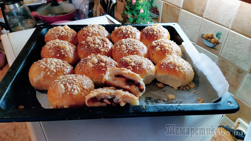 Булочки со штрейзелем
