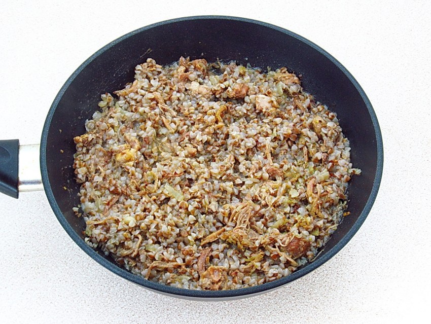 Гречка с грибами и кукурузой