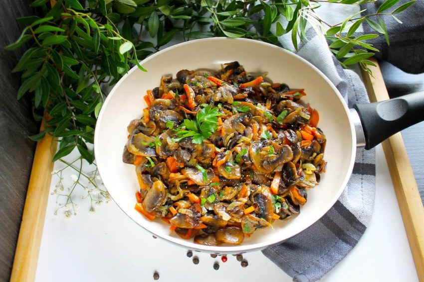 Гречневая каша с шампиньонами