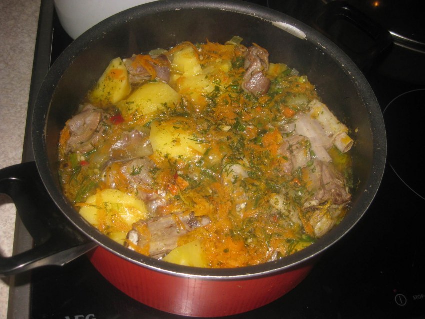 Тушеная баранина с картошкой