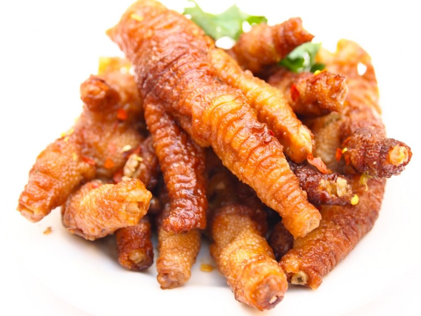 Куриные лапки в кляре