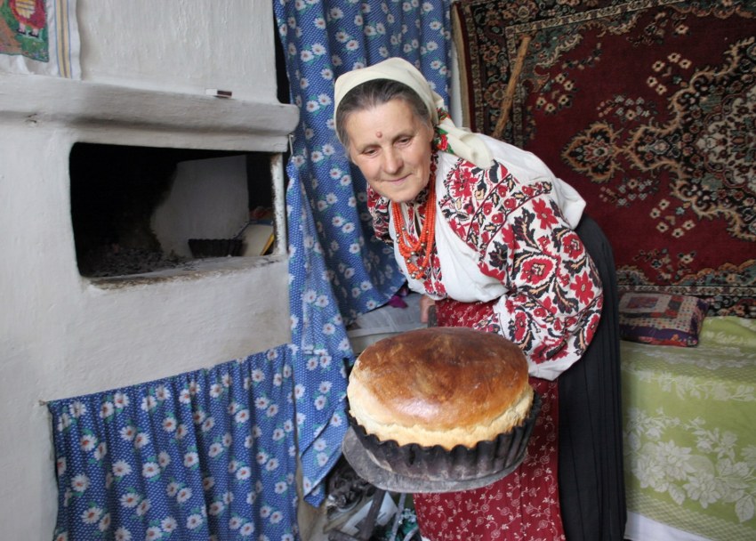 Деревенский хлеб из печи