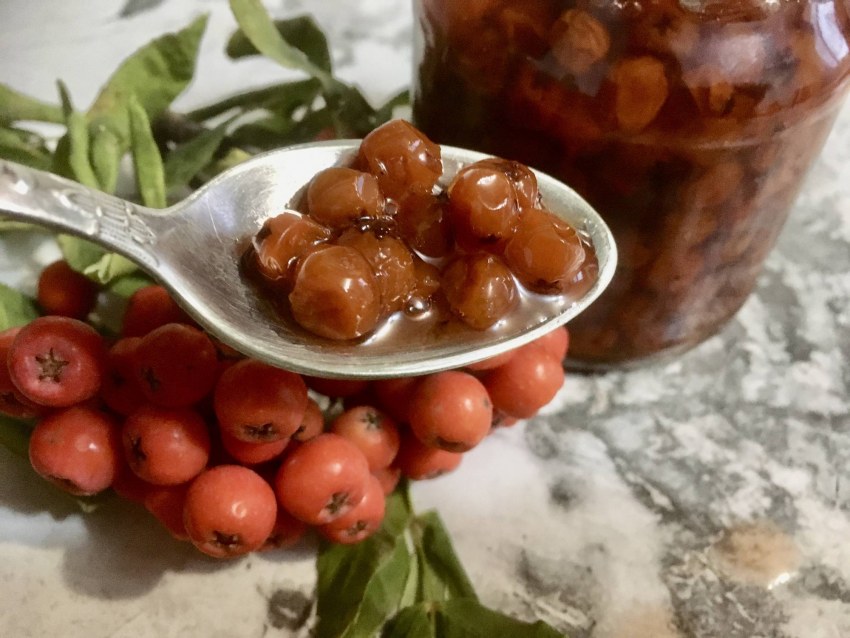 Варенье из тыквы с красной рябиной