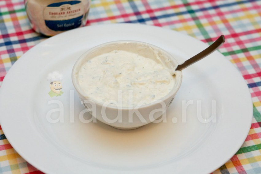 Соус белый чесночный
