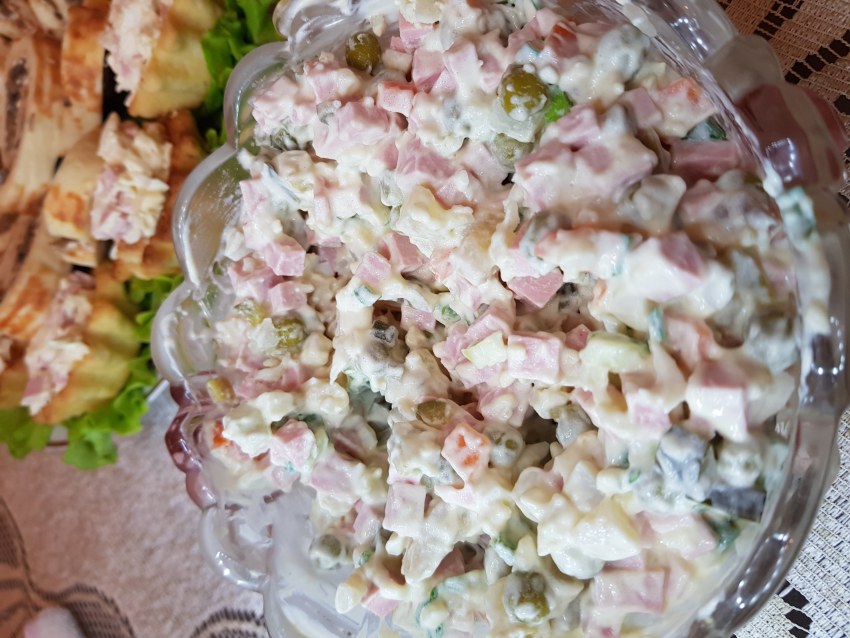 Ингредиенты для Оливье с курицей