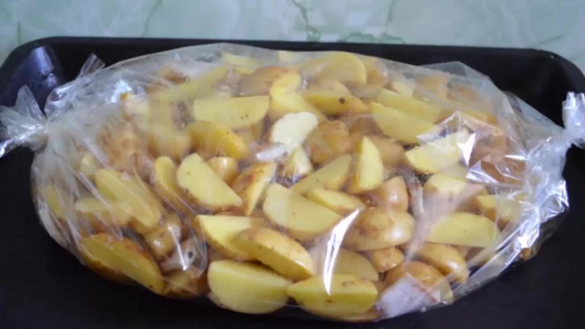 Картошечка в рукаве