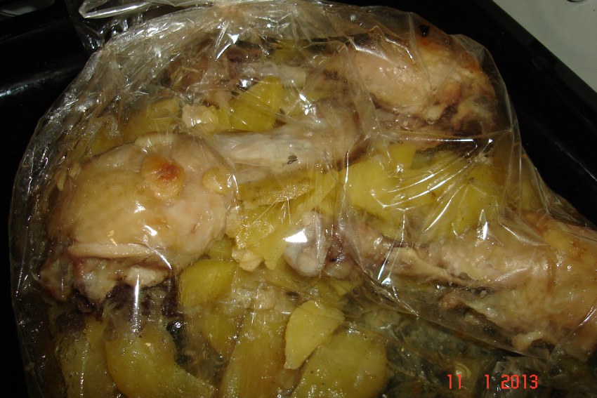 Картошка с мясом в пакете для запекания