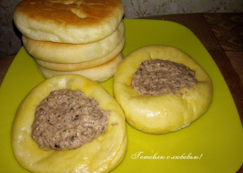 Дрожжевое тесто с сыром и картофелем