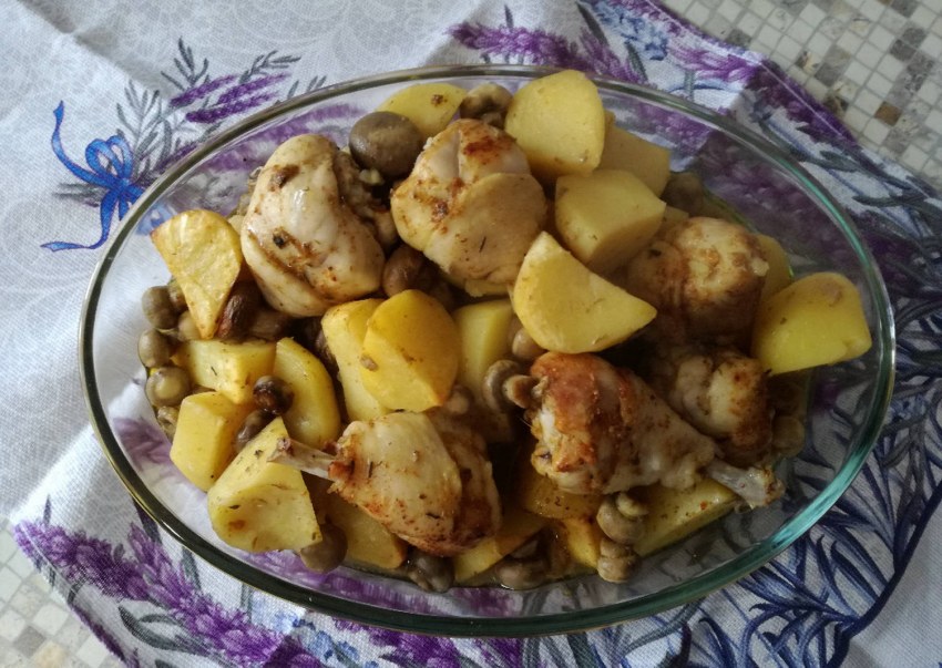 Картофель в рукаве в духовке