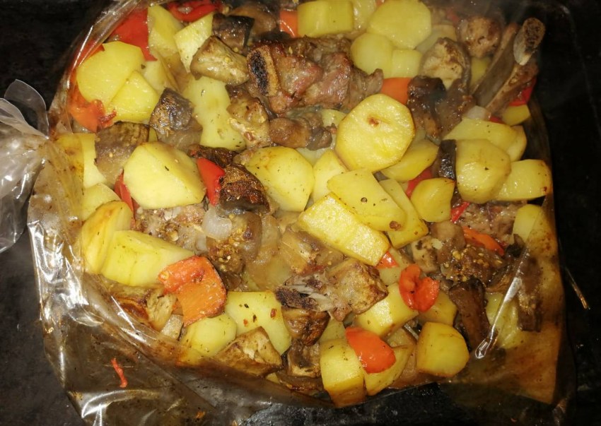 Курица с картошкой в духовке