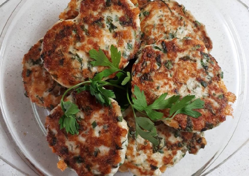 Маленькие тонкие куриные котлеты