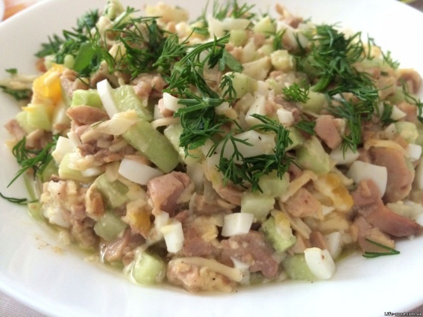 Салат с печенью и грибами