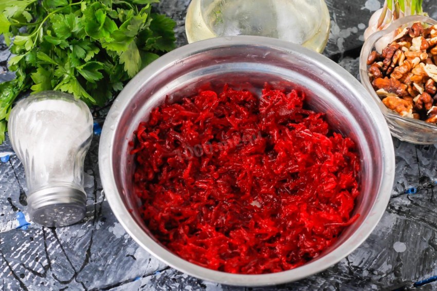 Салат смоковница грецкий орех свекла