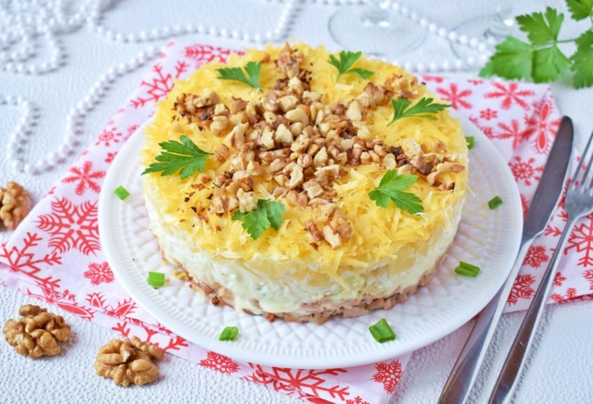Салат неженка с ветчиной