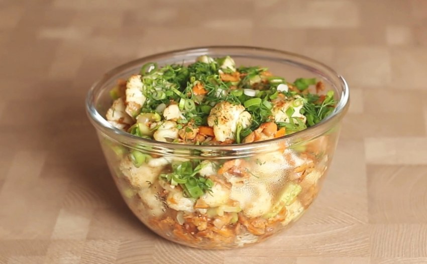 Салат Рыжик с морковью и курицей