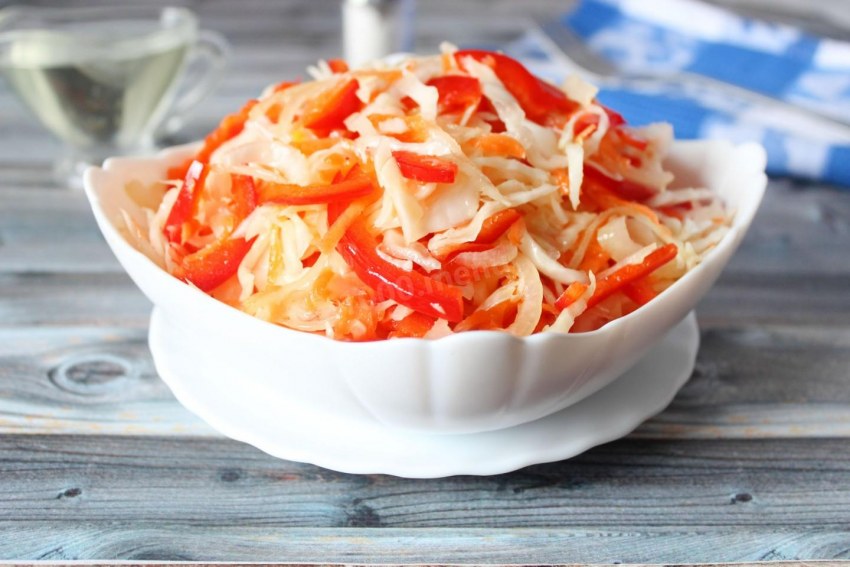 Салат Рыжик с морковью и рыбой