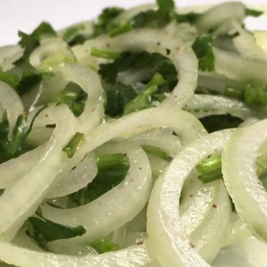 Салат из редьки и моркови