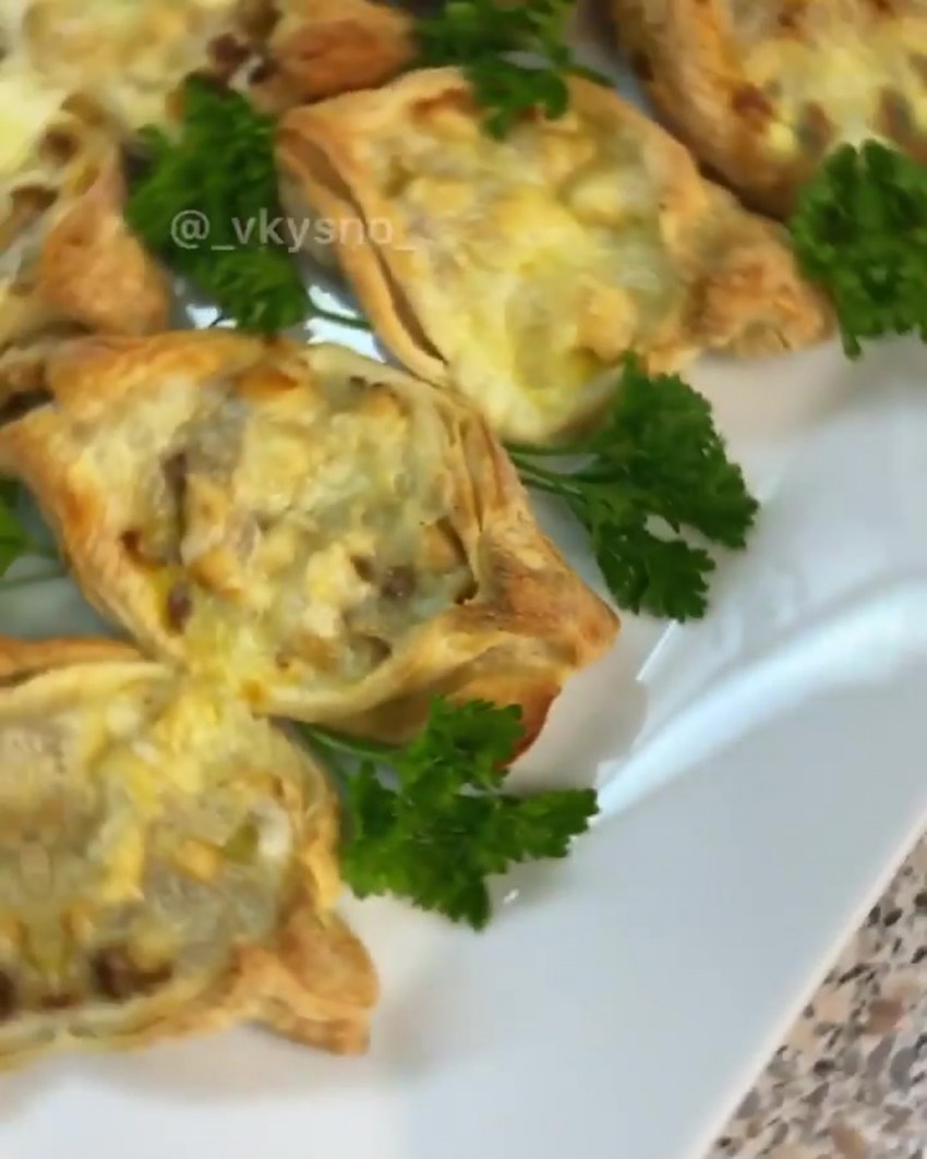 Перцы запеченные, фаршированные брынзой