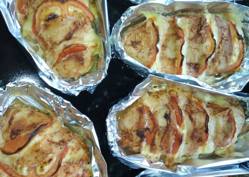 Лодочки из куриного филе в духовке