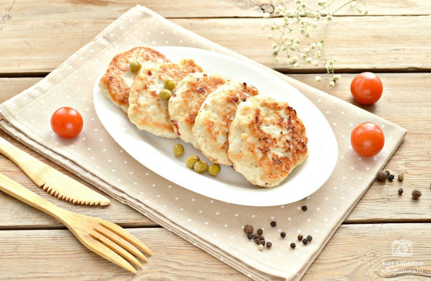 Лодочки из кабачков с курицей