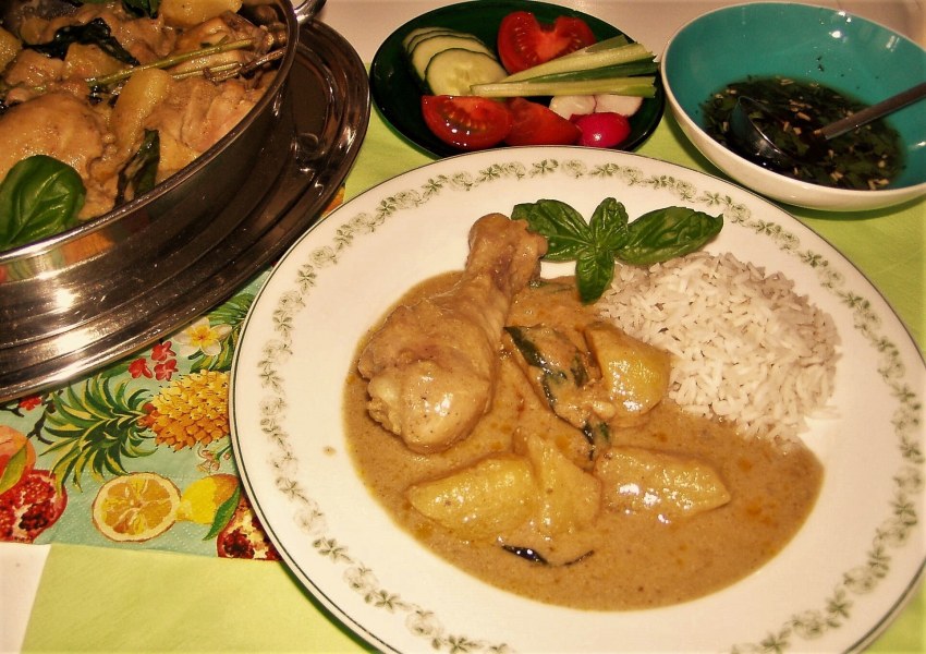 Курица карри обжаренная