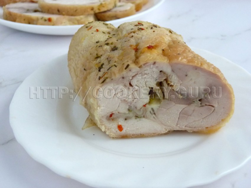 Разделанная тушка голубя