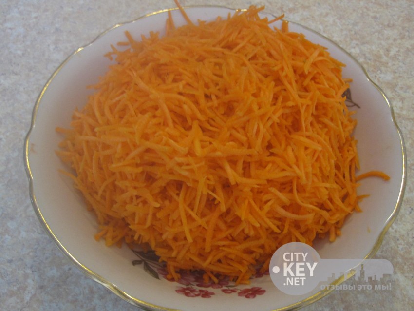 Шинкованный лук для солянки