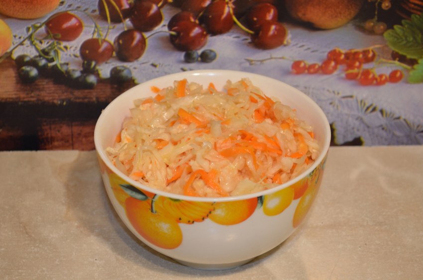 Витаминный (капуста, перец, огурец, морковь) 100г - 35р