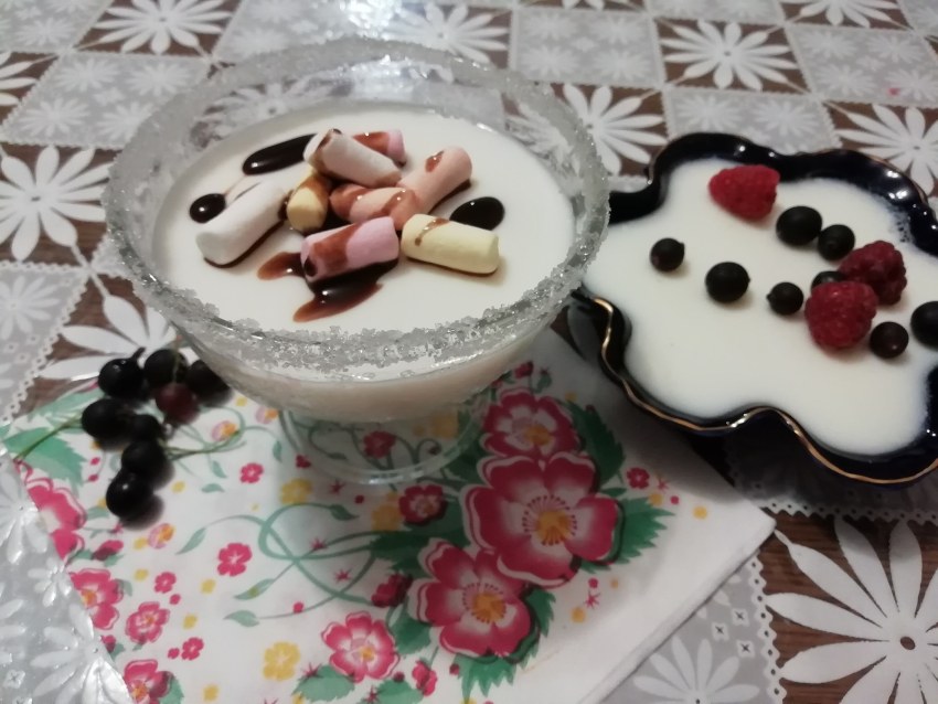 Желированные сладкие блюда