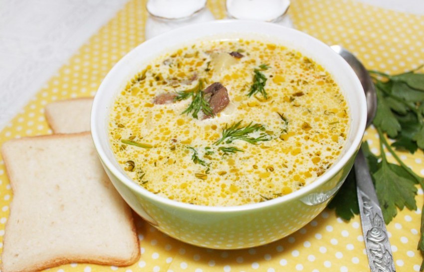 Суп с плавленным сыром и курицей