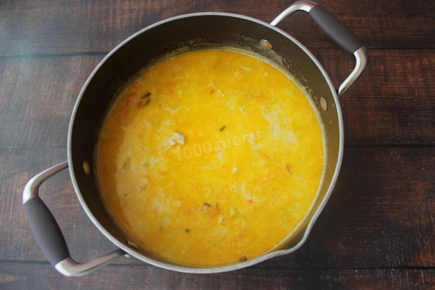 Сырный супчик с курицей и рисом