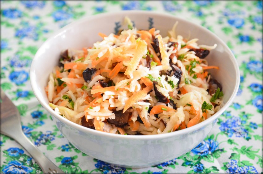 Квашеная капуста с изюмом