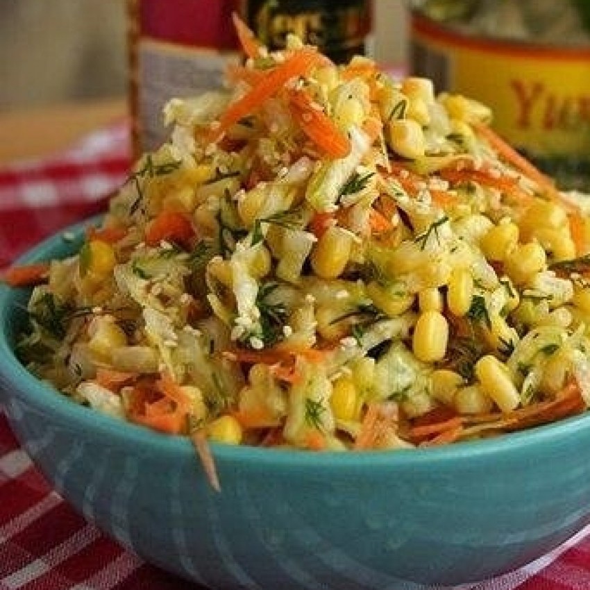Постный салат с фасолью