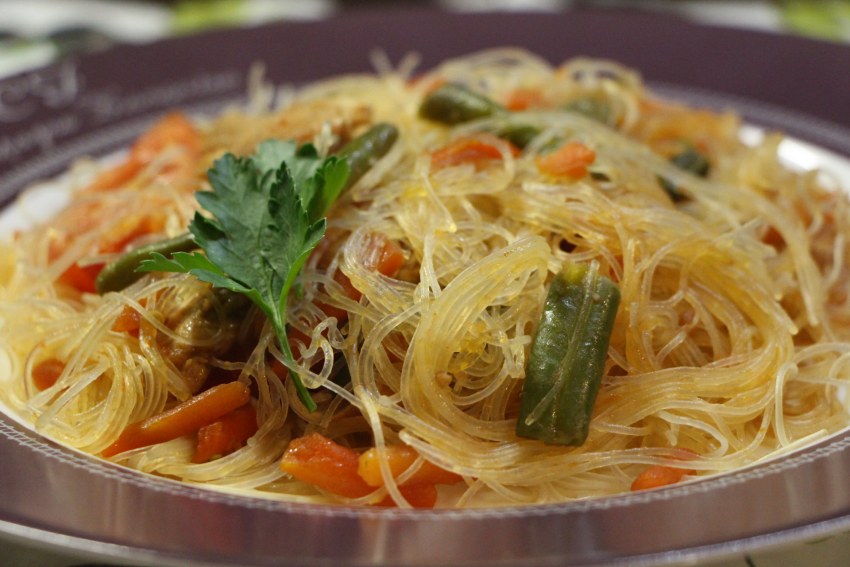 Фунчоза с куриной грудкой