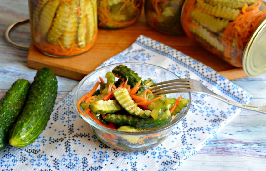 Корейский салат с огурцами и мясом